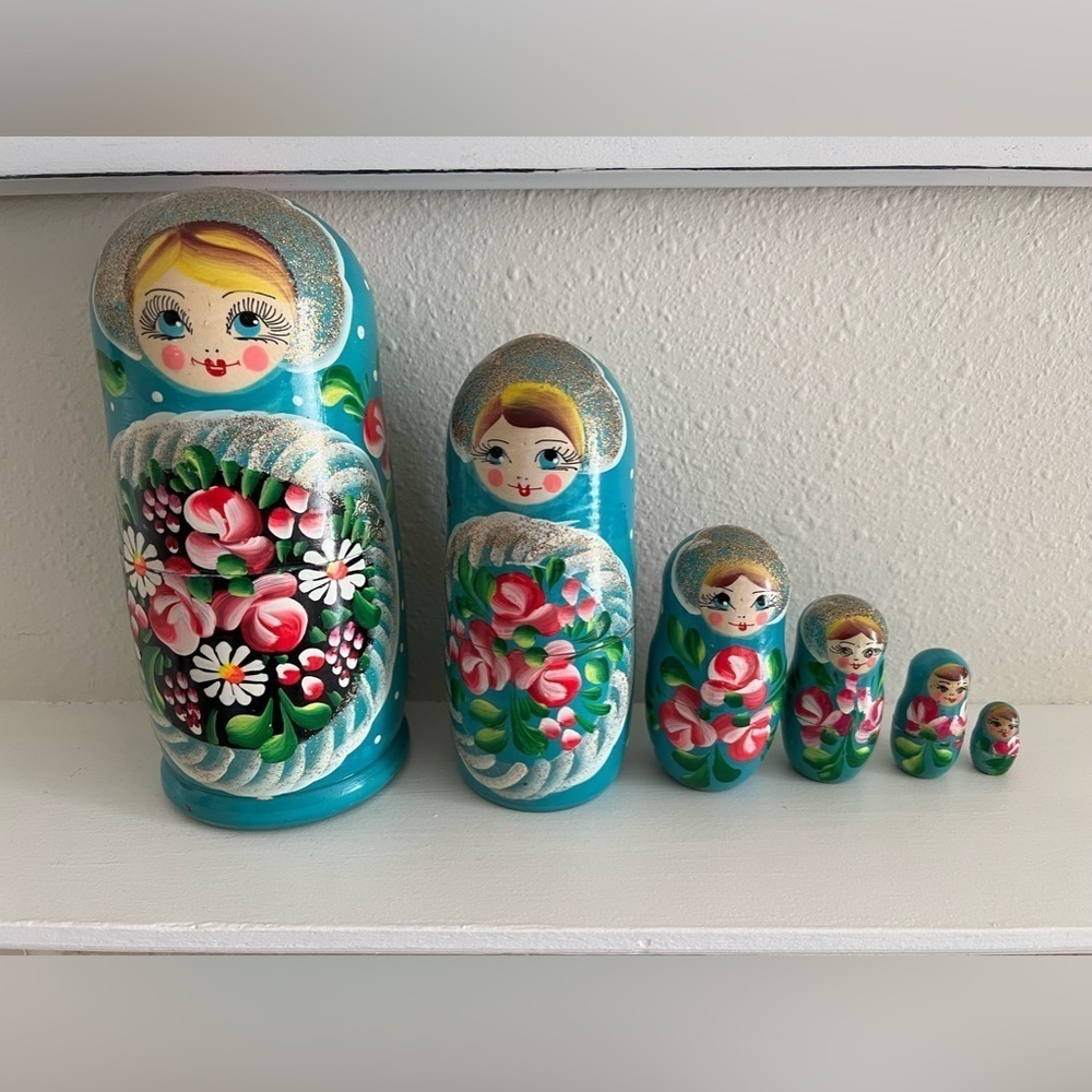 Blue Nesting Dolls Classic Matryoshka 7.5” | Beautiful Traditional | (6) Dolls
